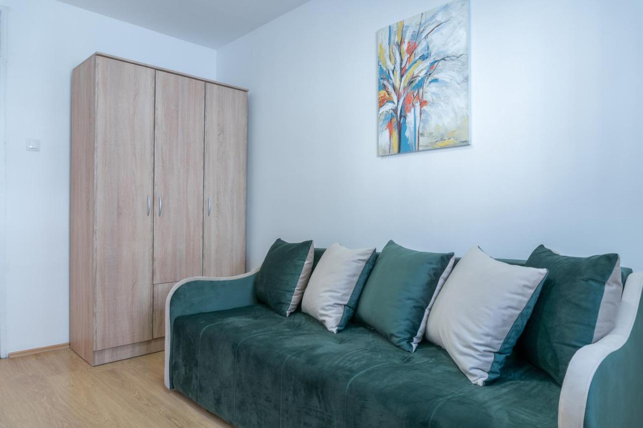 Gerardus Apartmani Vârşeţ Exterior foto