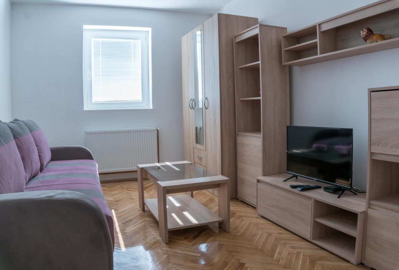Gerardus Apartmani Vârşeţ Exterior foto