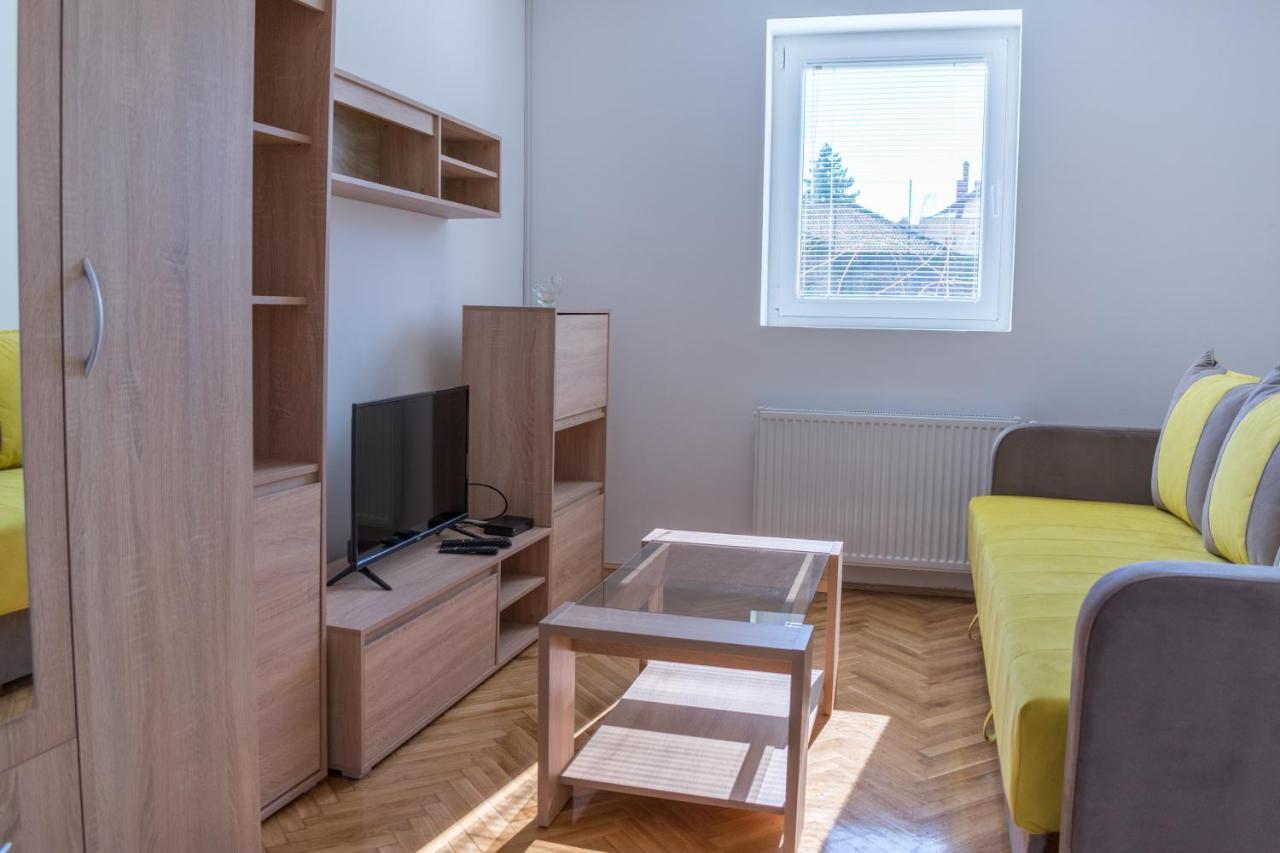 Gerardus Apartmani Vârşeţ Exterior foto