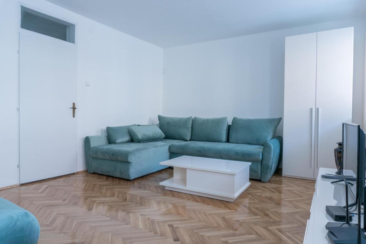 Gerardus Apartmani Vârşeţ Exterior foto