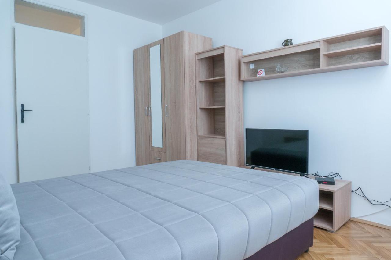 Gerardus Apartmani Vârşeţ Exterior foto